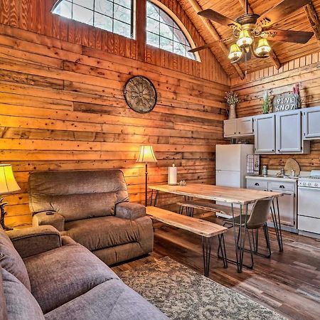 Broken Bow Log Cabin With Fire Pit, Pond, And Deck! Extérieur photo