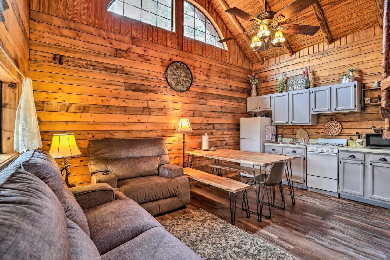 Broken Bow Log Cabin With Fire Pit, Pond, And Deck! Extérieur photo