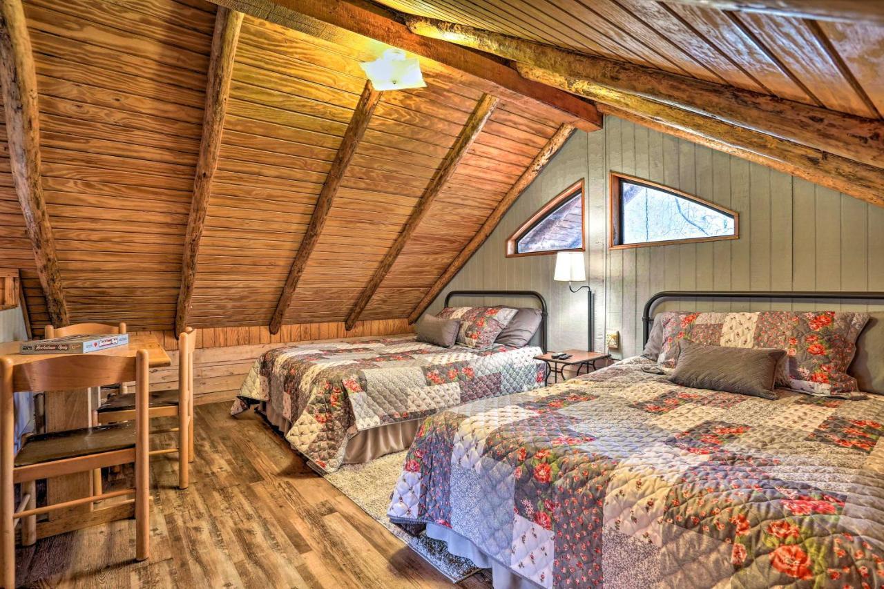 Broken Bow Log Cabin With Fire Pit, Pond, And Deck! Extérieur photo